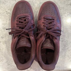 Nike Air Force 1 Burgundy Crush - Women's 9.5